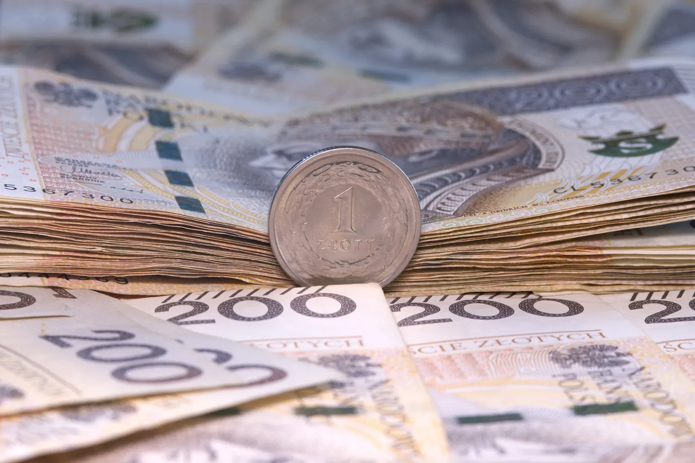 pieniądze, wypłata, pracownik samorządowy, jst