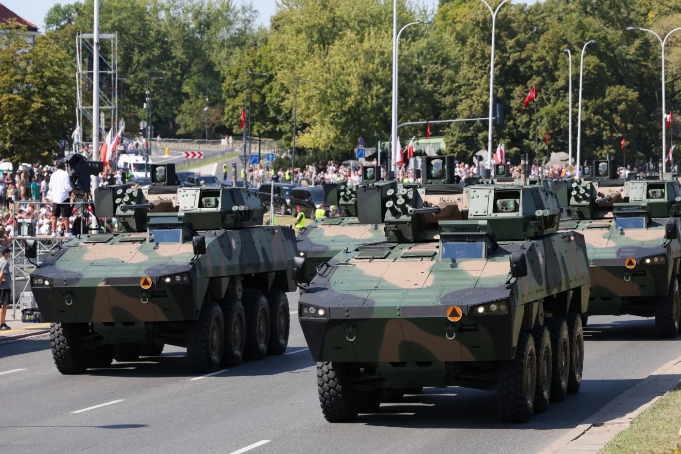 Kołowe Transportery Opancerzone ROSOMAK