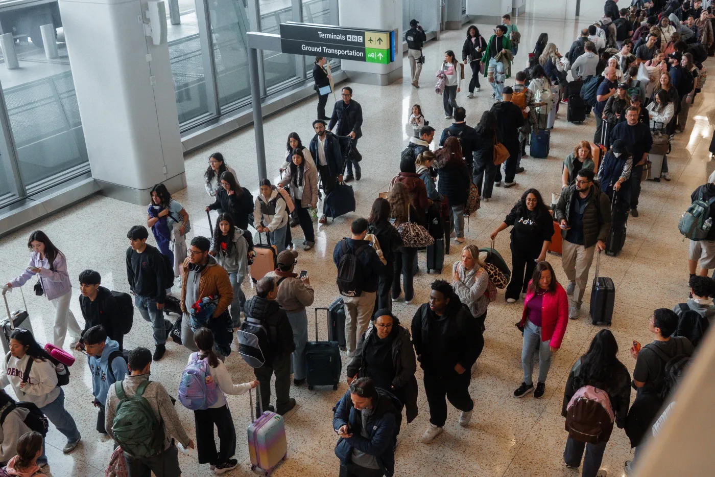 Lecisz do USA? Uzbrój się w cierpliwość. Na kontrolę poczekasz nawet 4 godziny