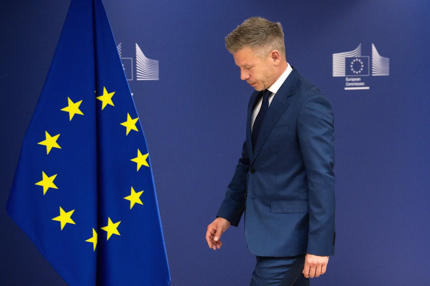 Bruksela stawia Węgrom twarde warunki. Magyar rusza na negocjacje