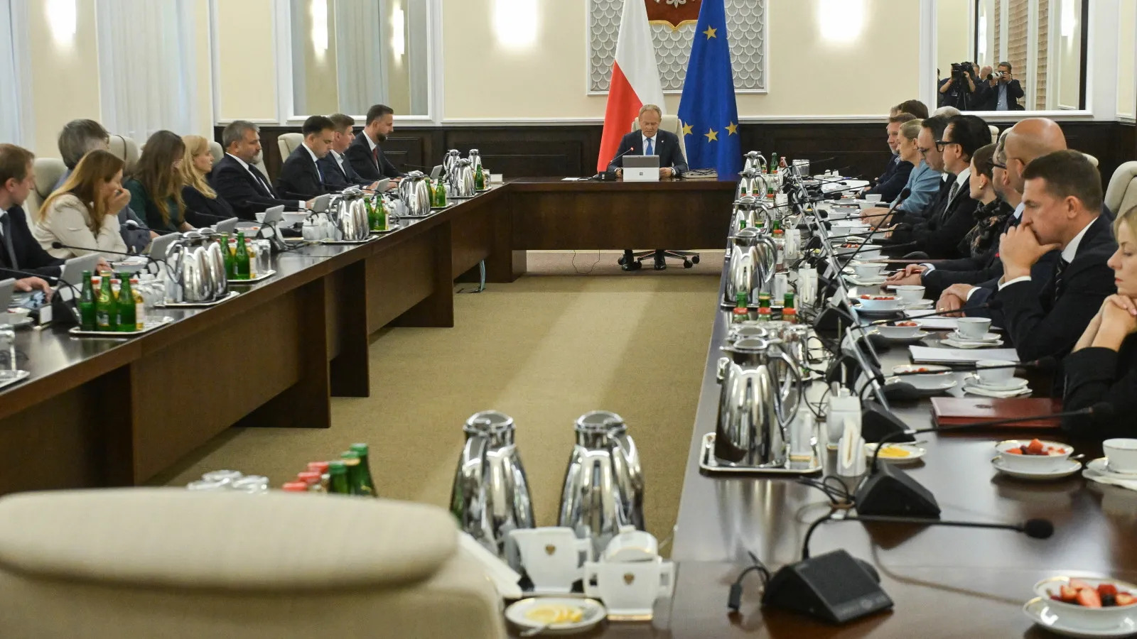 Czerwone światło na przejeździe? Możesz stracić prawo jazdy na trzy miesiące. Rząd chce zaostrzenia kar
