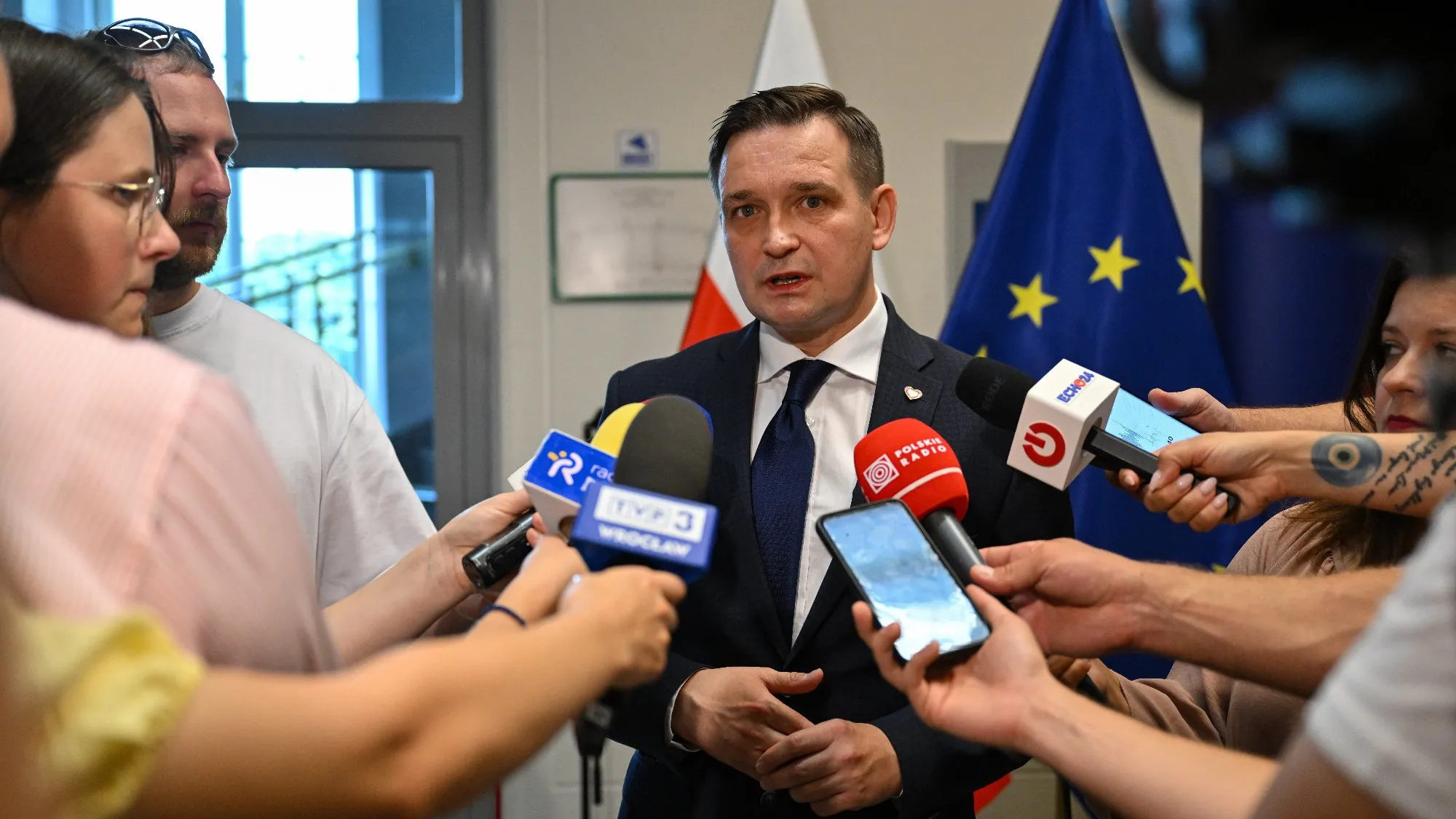 Mąż działaczki KO dostał 200 tys. zł z pomocy dla powodzian. Anna Konieczyńska zawieszona