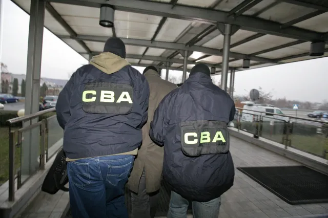 CBA zatrzymało stołecznych urzędników i przedsiębiorców
