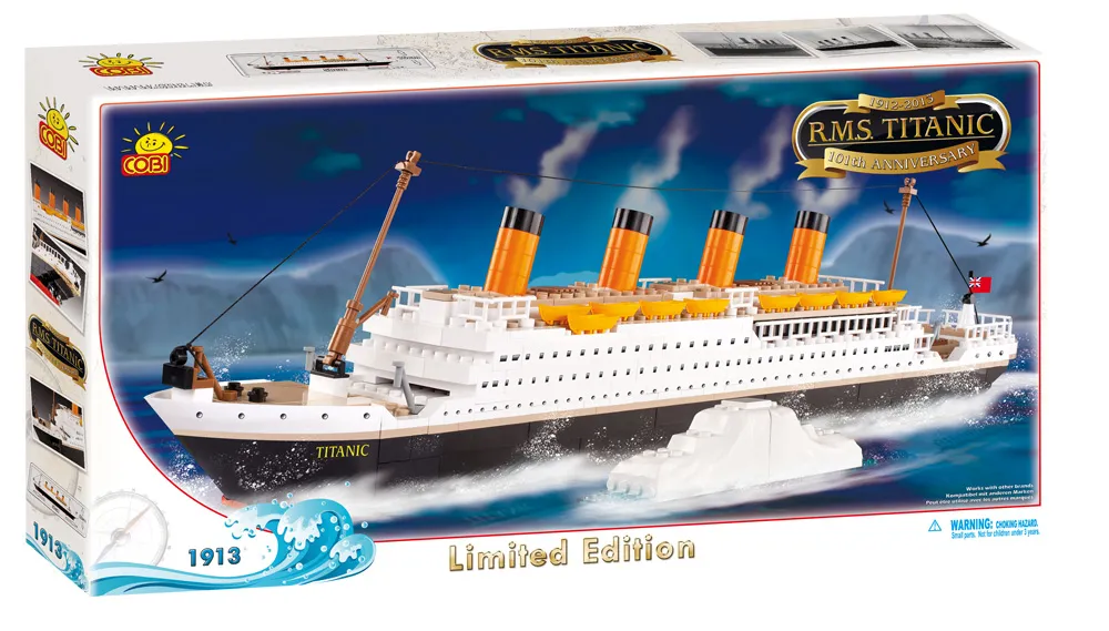 1328195-cobi-titanic.jpg