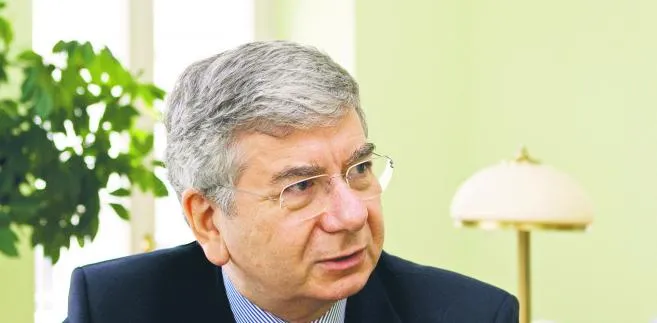 Prezes KRRP: Adwokatura zastrasza polityków