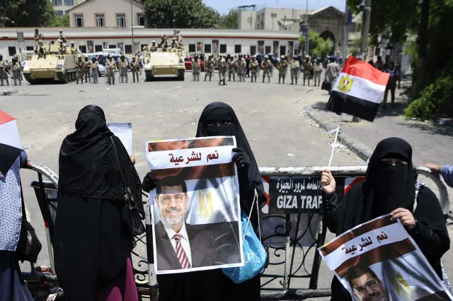 Kolejne starcia w Kairze. Zginęły co najmniej trzy osoby