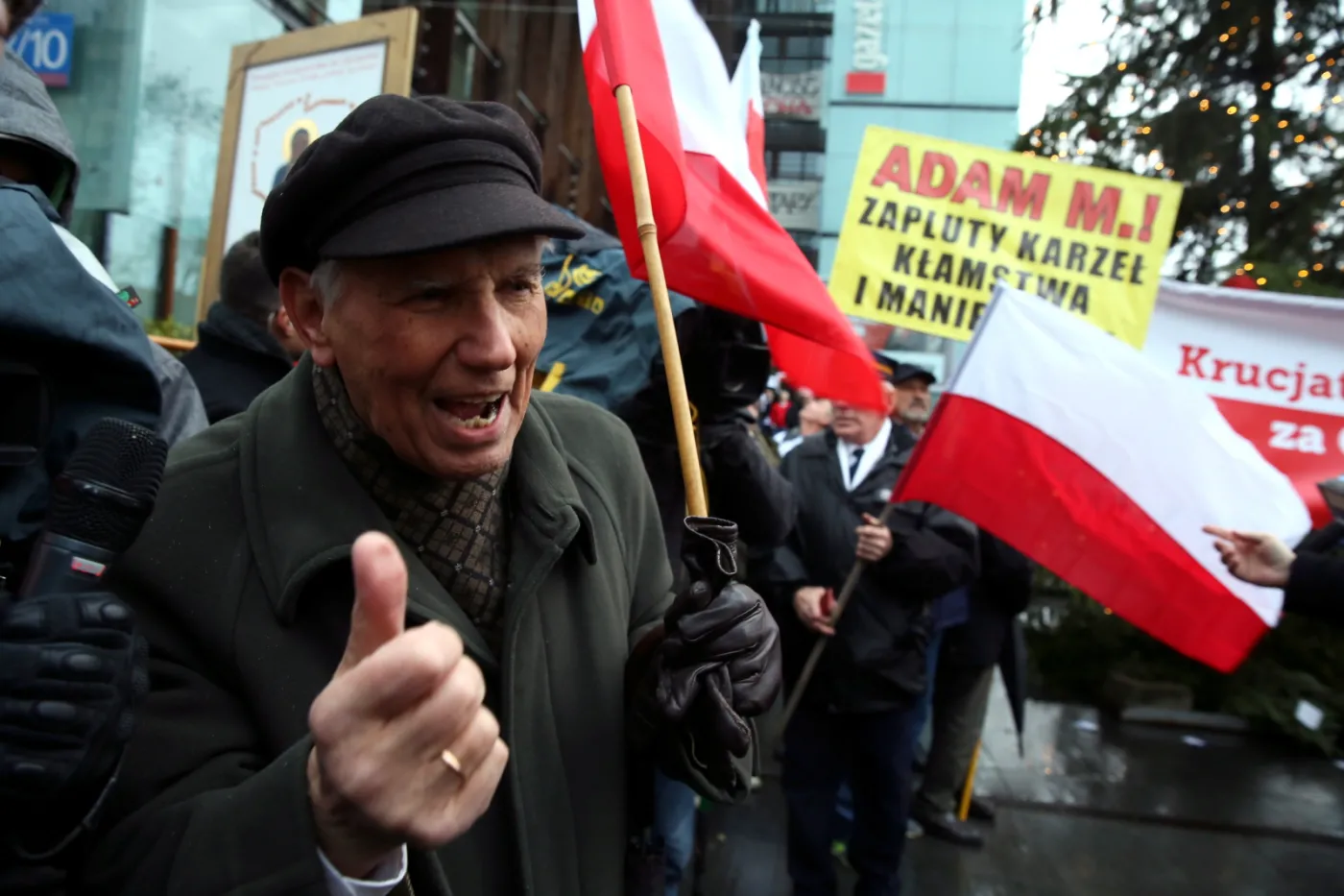 Marsz w obronie wolnej prasy zorganizowany przez Krucjatę Różańcową i Stowarzyszenie RKW Ruch Kontroli Wyborów, PAP/Tomasz Gzell 
