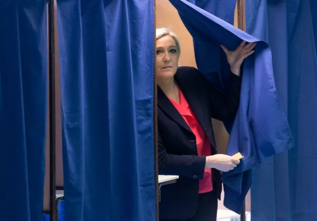 Kim jest Marine Le Pen? Poznajcie twarz francuskiego Frontu Narodowego [SYLWETKA]