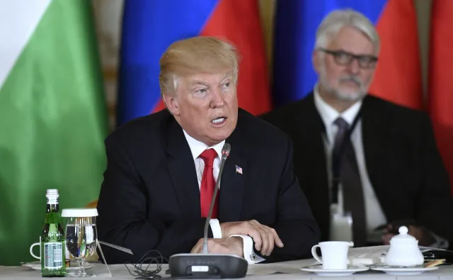 Rosyjska prasa o wizycie Trumpa w Polsce: Sygnał dla liderów zachodnioeuropejskich