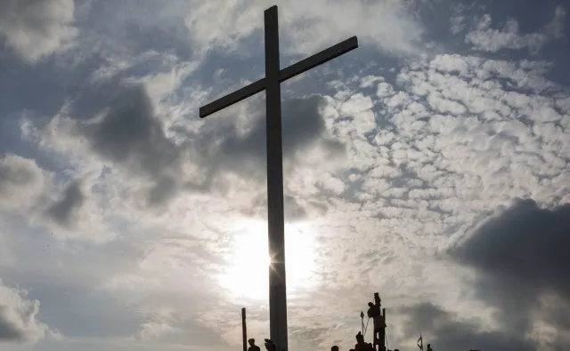 Premier: Radosnego świętowania Niedzieli Zmartwychwstania Pańskiego