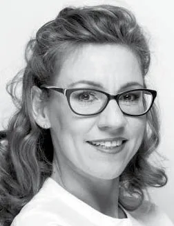 3511446-karolina-gierszewska-dyrektor-departamentu.jpg