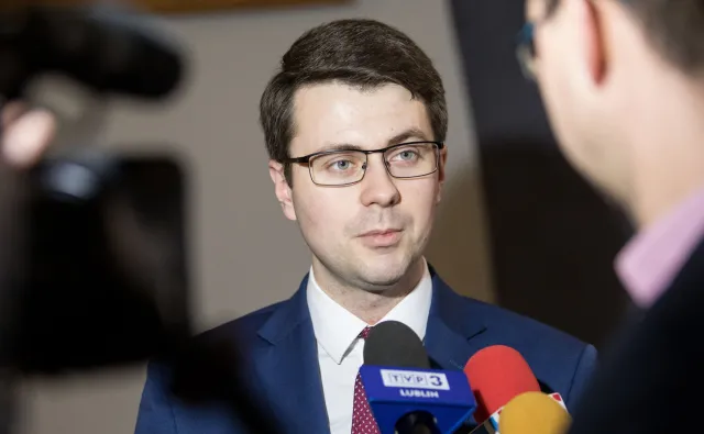 Rzecznik rządu apeluje, by nie jechać do rodzin na Wielkanoc "jeśli nie jest to naprawdę niezbędne"