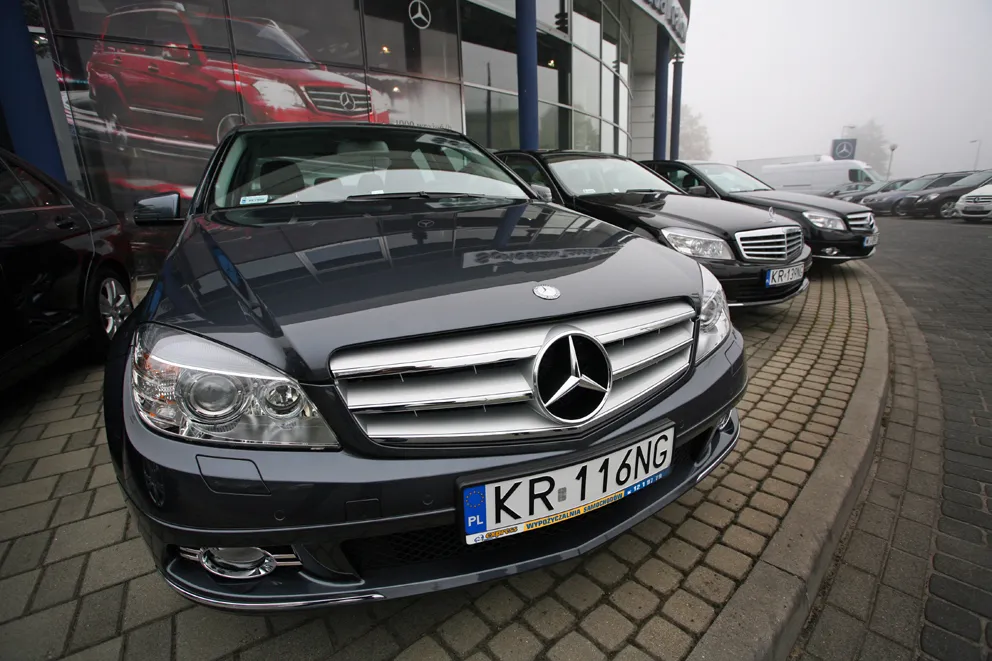 Wypożycz sobie Mercedesa…