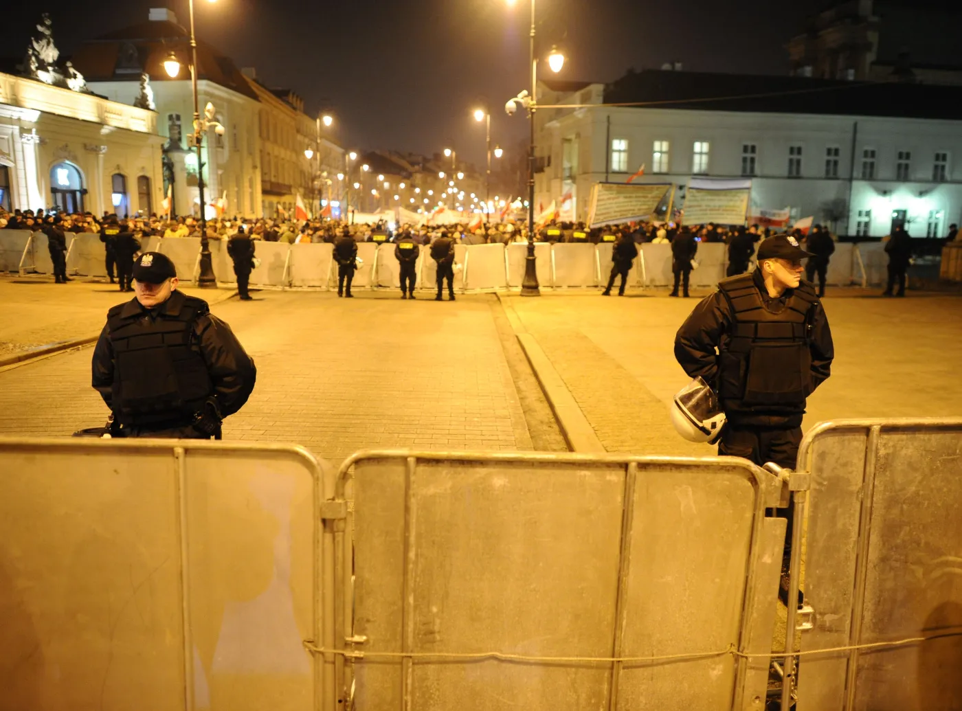 1881614-demonstracja-upamietniajaca-katastrofe.jpg