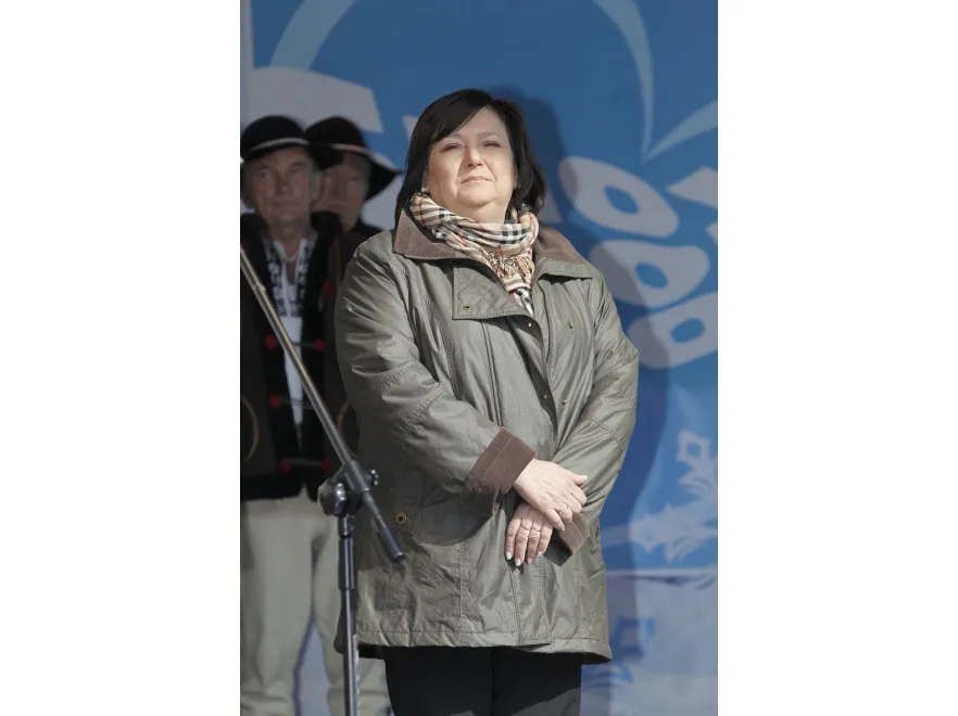 1980028-w-stylu-prezydentowej-anna-komorowska.jpg