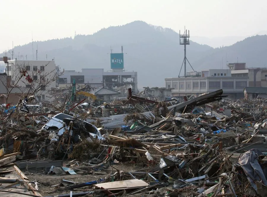 Japończycy zrzucą się na odbudowę kraju?