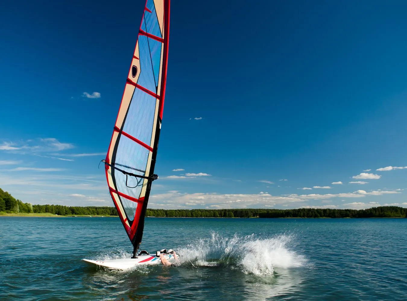 Beton z gruszki zaleje Mazury. To będzie jeden wielki plac budowy