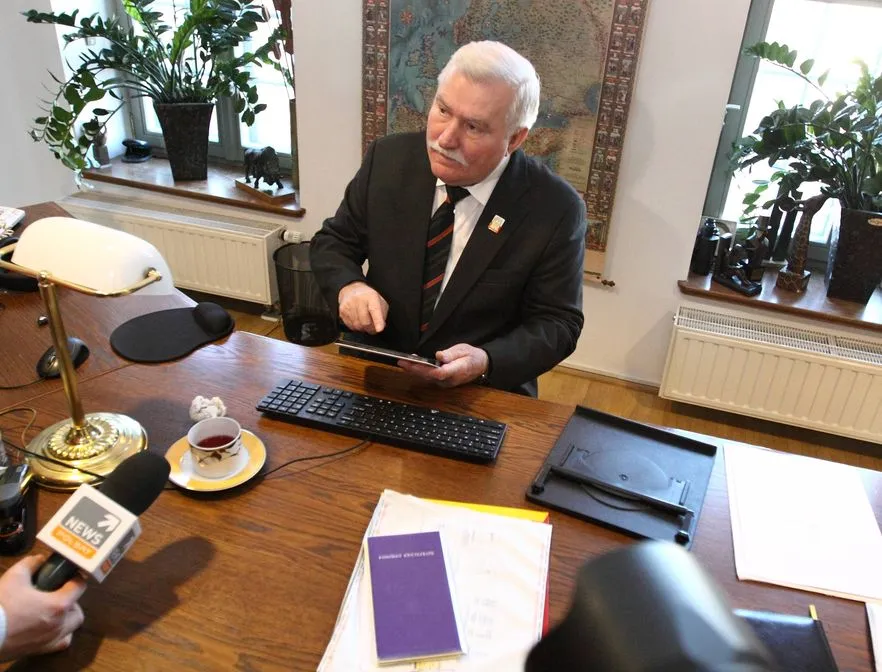 Wałęsa o ECS: Moja noga tam nie stanie