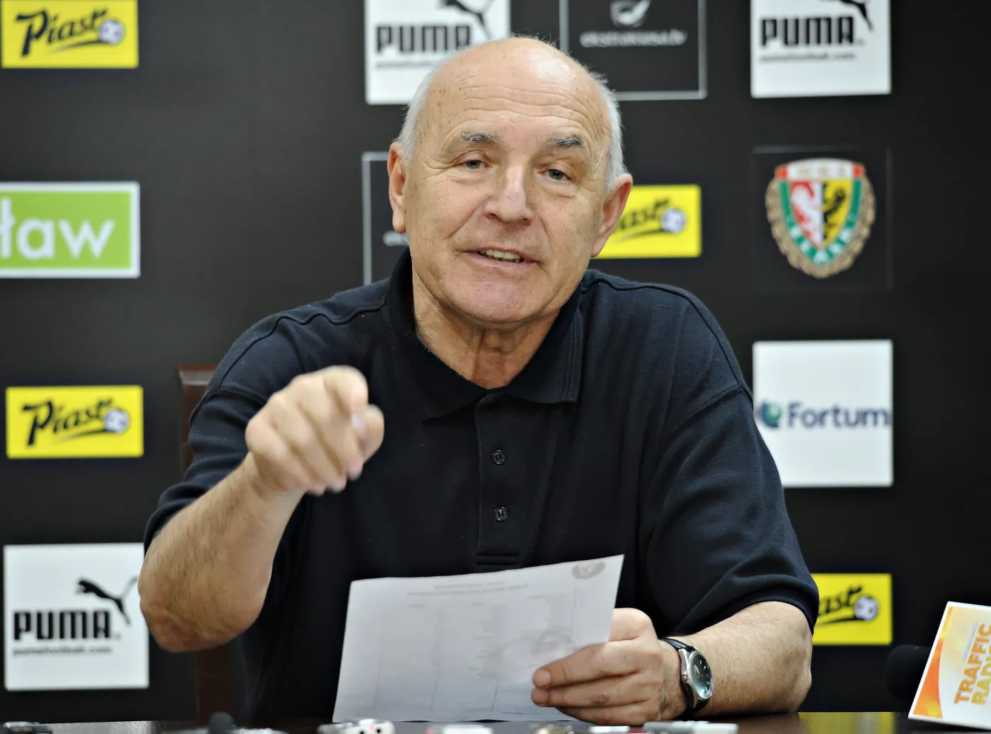 Lenczyk przejmie kadrę, jeśli PZPN straci wiarę w Smudę