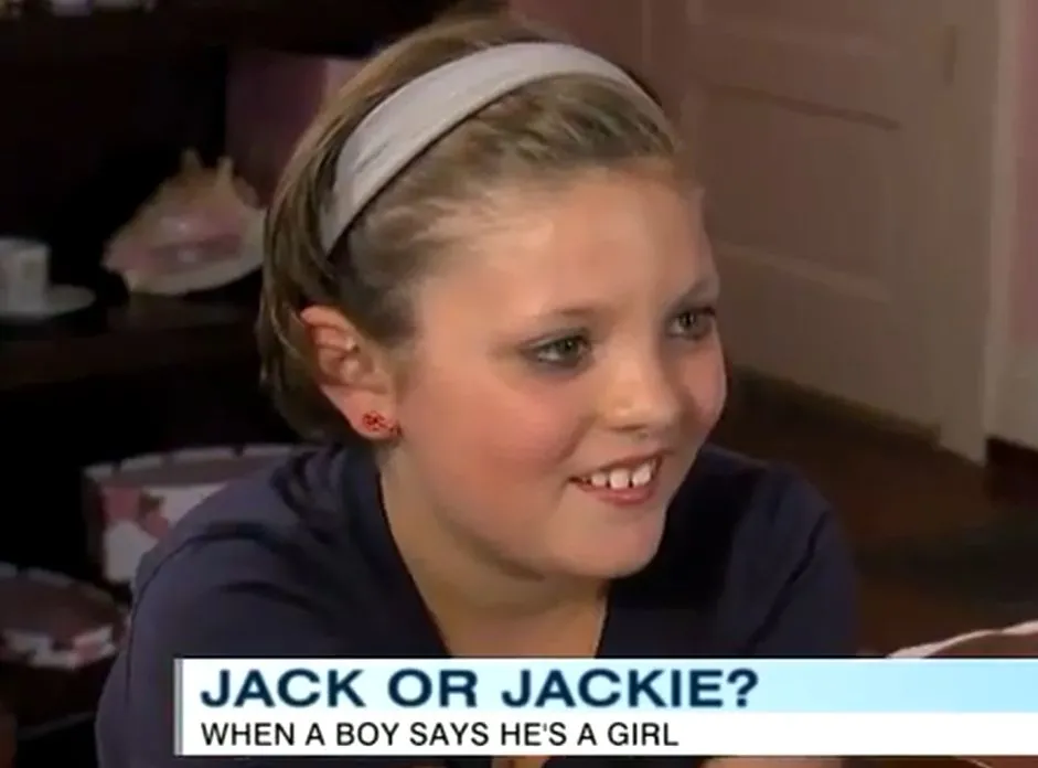 10-letni chłopiec po wakacjach wrócił do szkoły jako dziewczynka