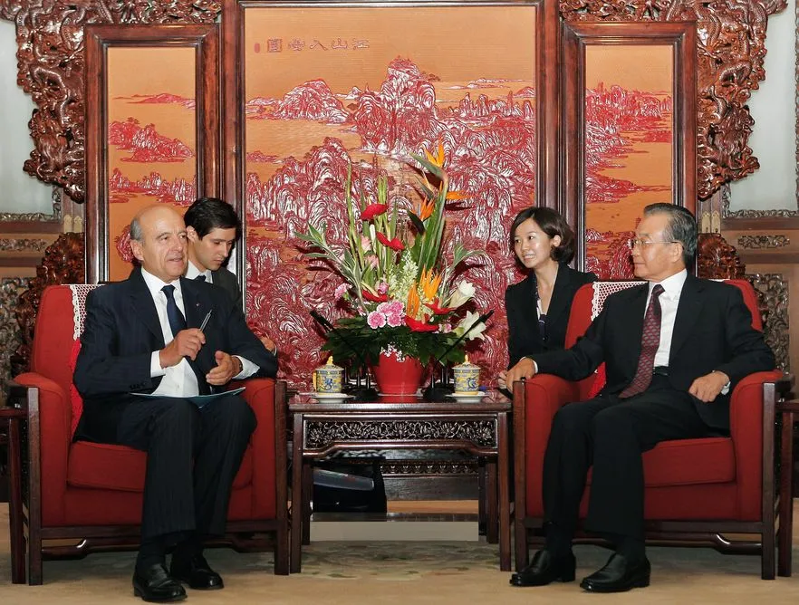 Chiny pomogą walczyć z kryzysem. Ale nie za darmo