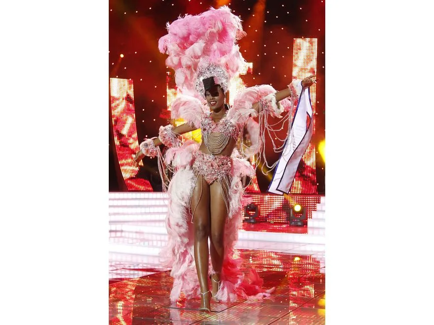 2422096-supranational-akpa20110826-plock-pt-0141.jpg