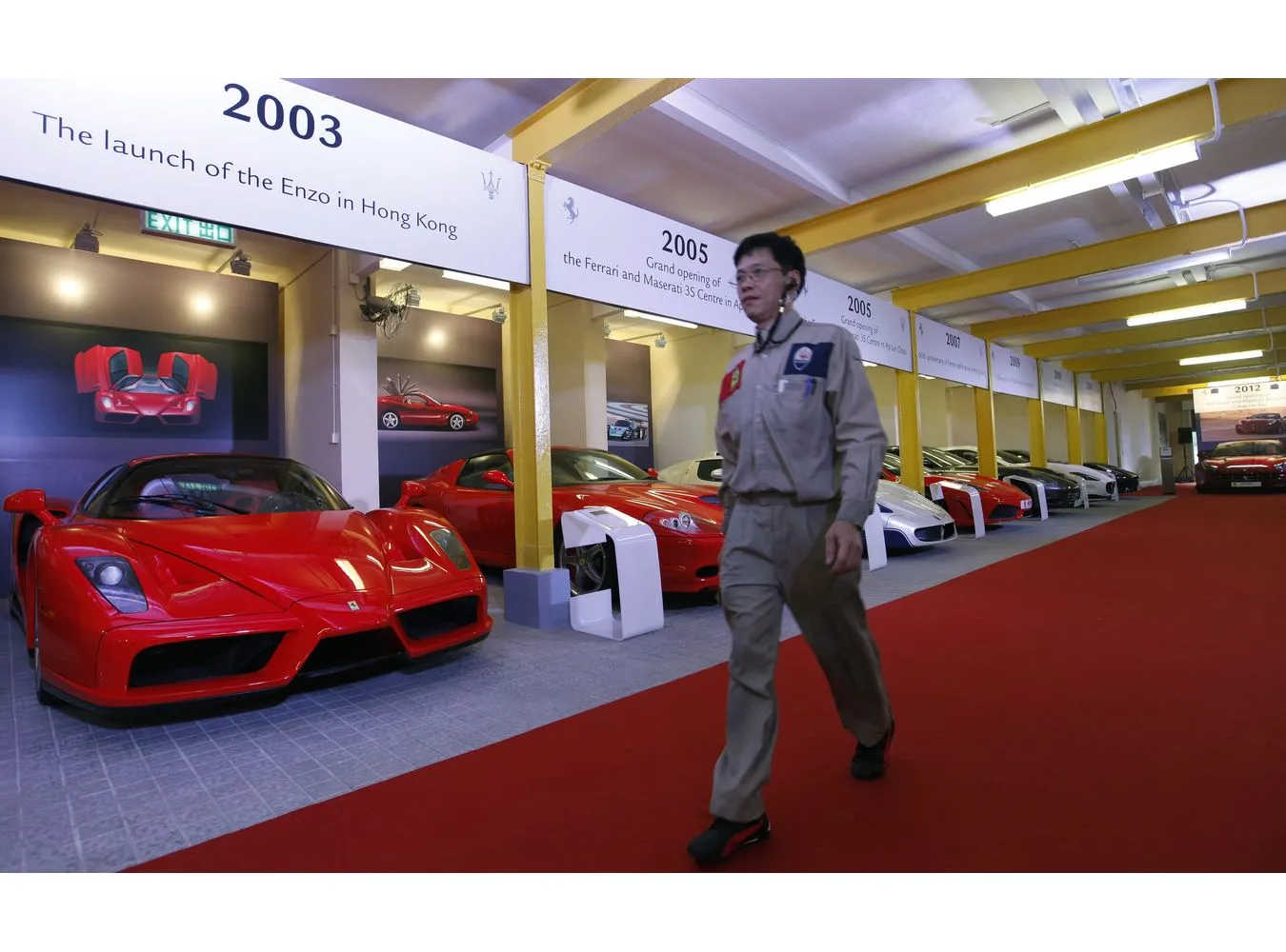 2981963-ferrari.jpg