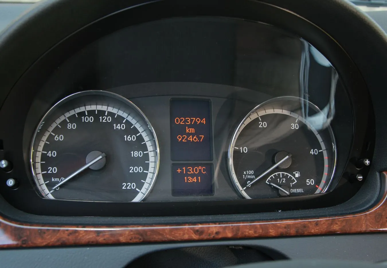 2849852-mercedes-mercedes-viano-cdi-ambiente-33.jpg