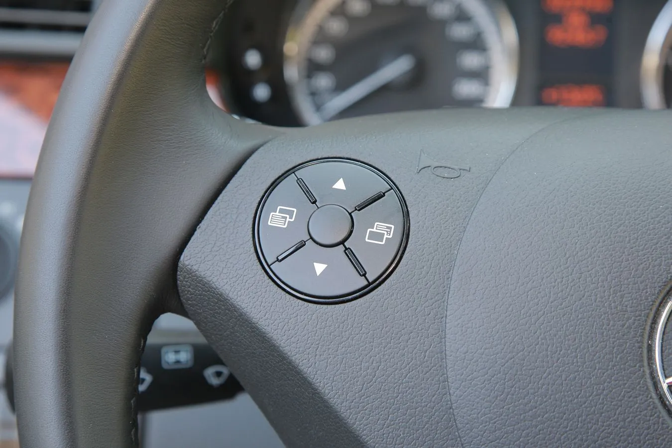2849933-mercedes-mercedes-viano-cdi-ambiente-36.jpg