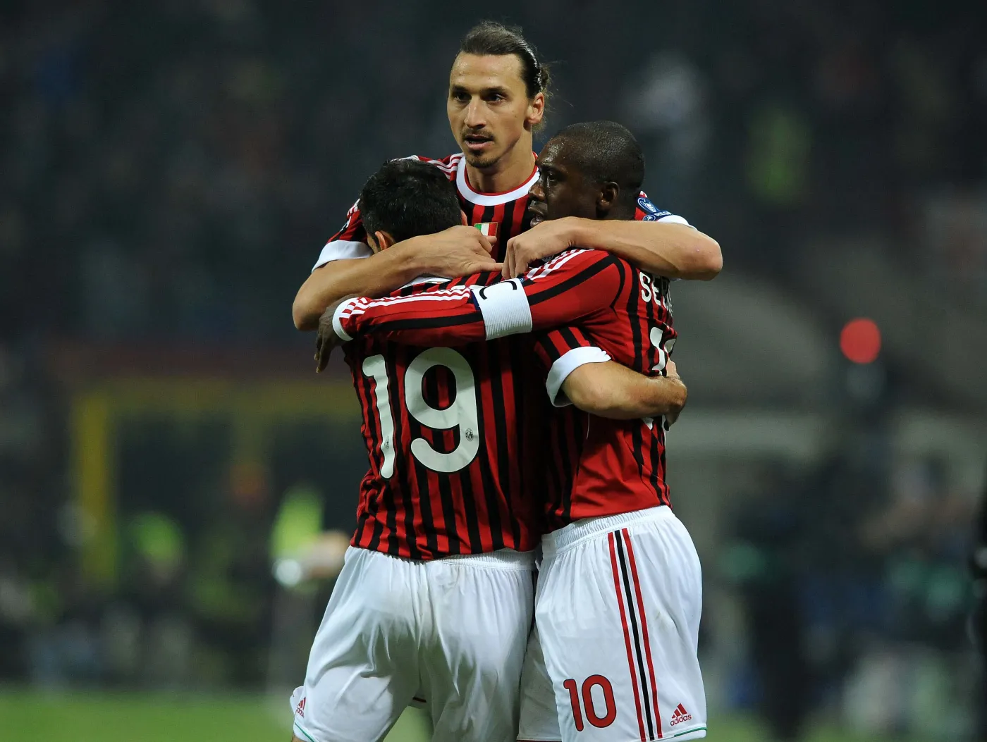 3286681-zlatan-ibrahimovic-gianluca-zambrotta.jpg