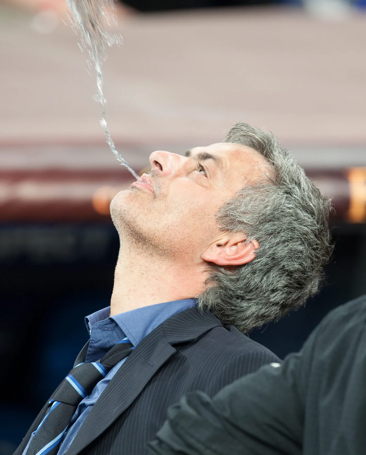 3386853-jos-mourinho-portugalski-szkoleniowiec.jpg