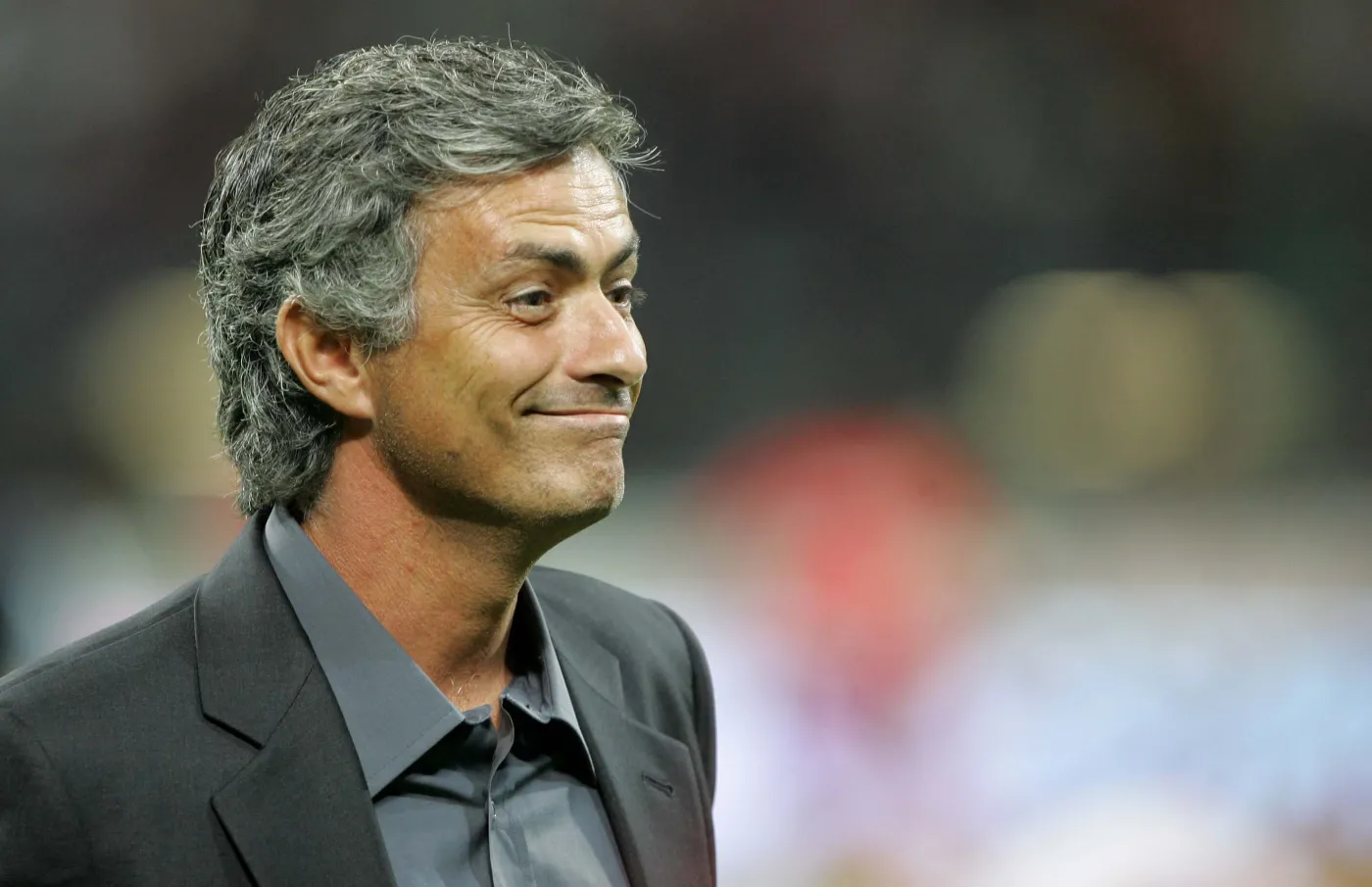 3386940-jos-mourinho-portugalski-szkoleniowiec.jpg