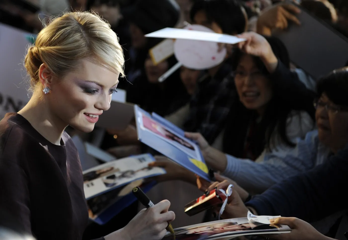 3647454-emma-stone-na-premierze-niesamowitego.jpg