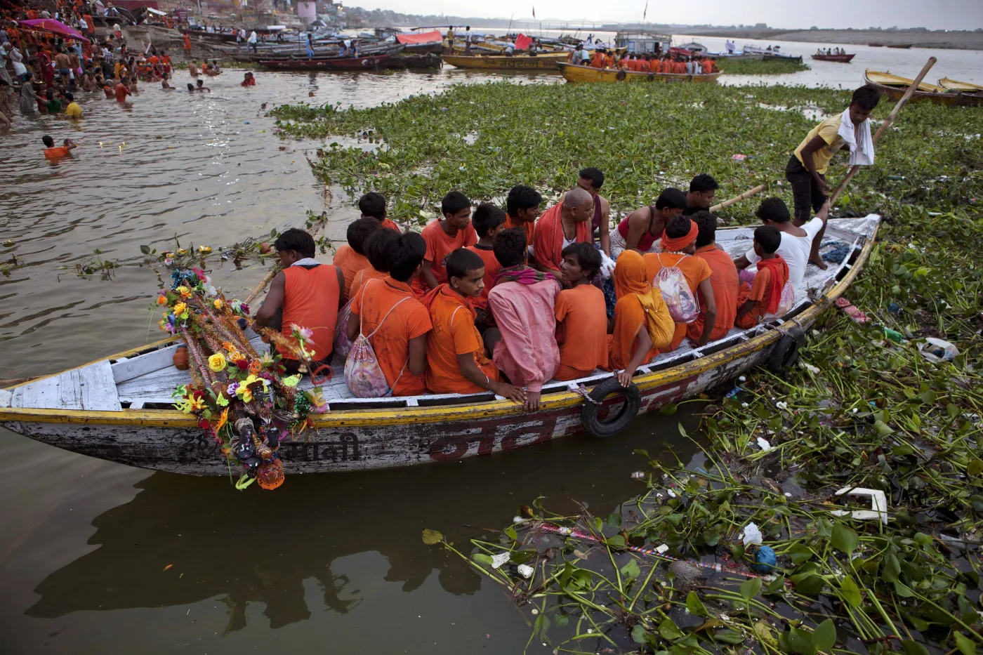 3768210-waranasi.jpg