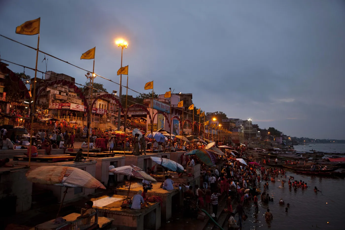 3768297-waranasi.jpg