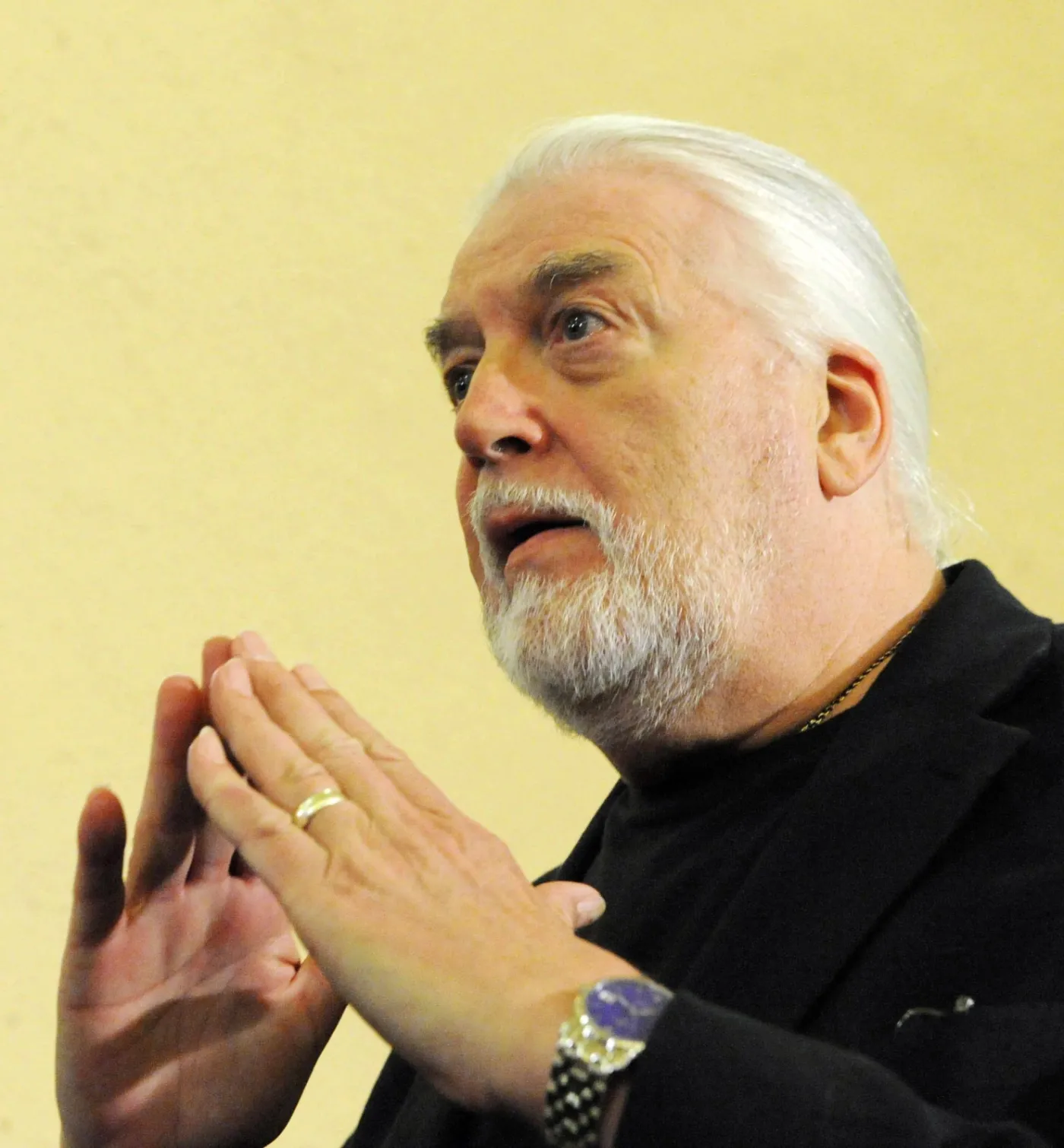 3781363-jon-lord-podczas-proby-przed-koncertem.jpg