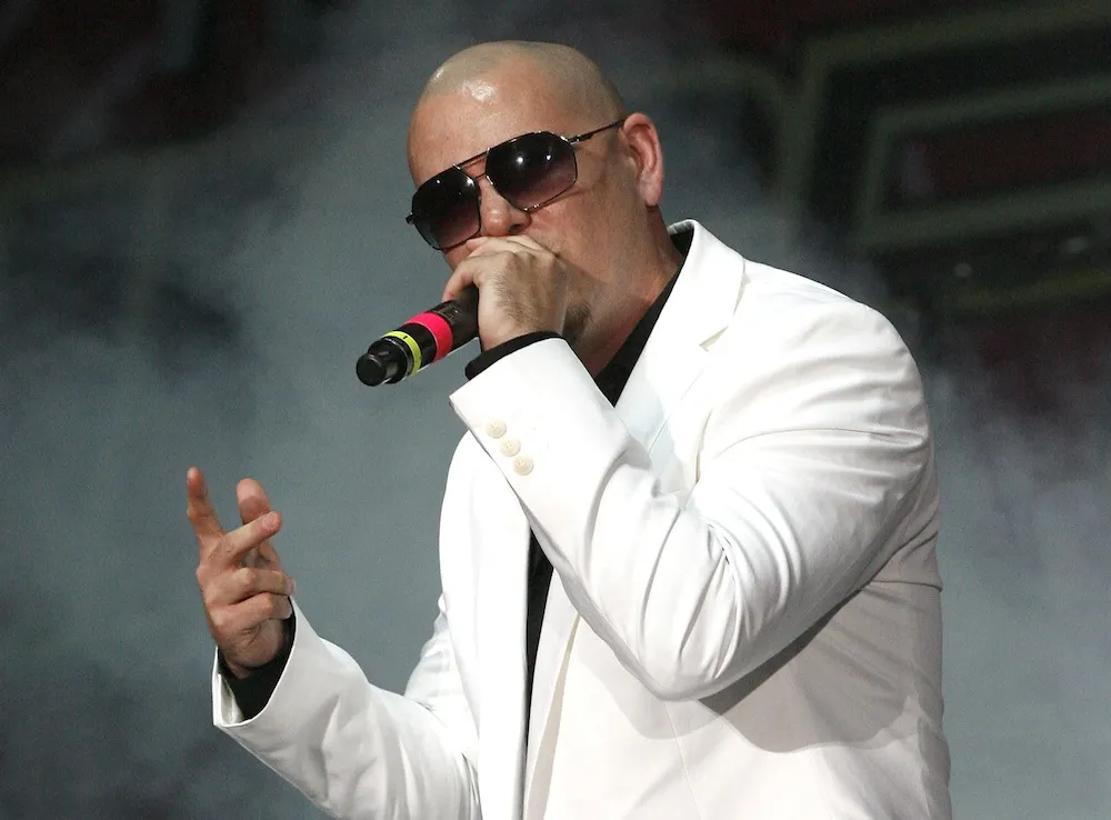 4042870-pitbull.jpg