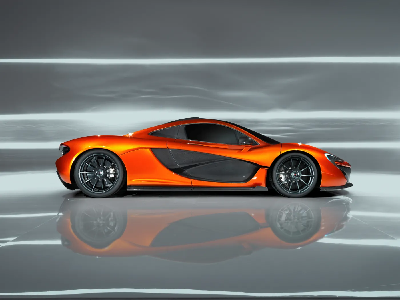  McLaren P1