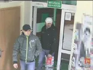 4155121-sprawcy-napadu-na-bank-na-warszawskiej.jpg