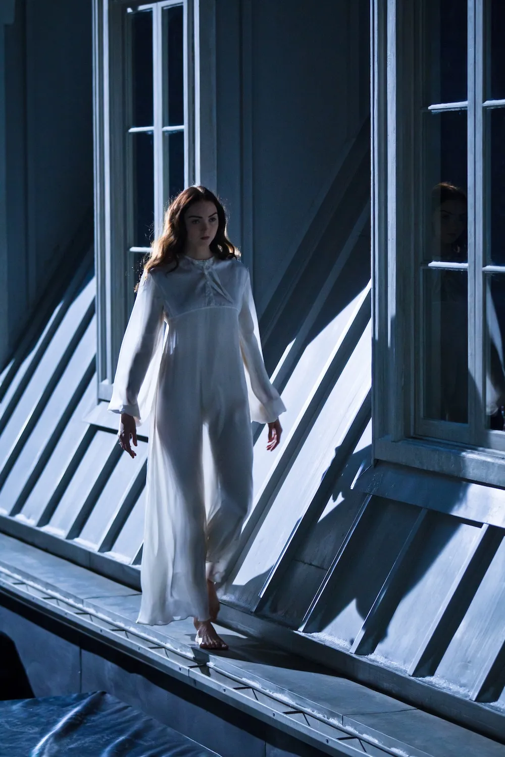 Lily Cole – mroczne wydanie porcelanowej laleczki