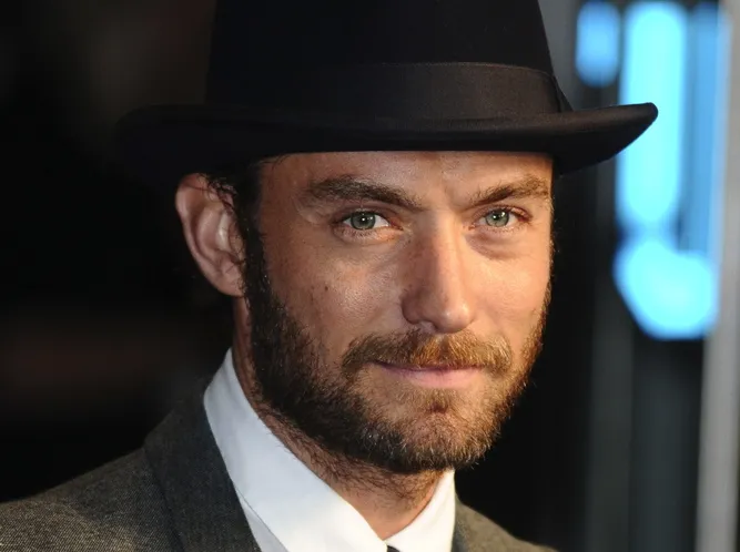 Jude Law ma niepokojącą obsesję. Zaraził nią też własne dzieci!