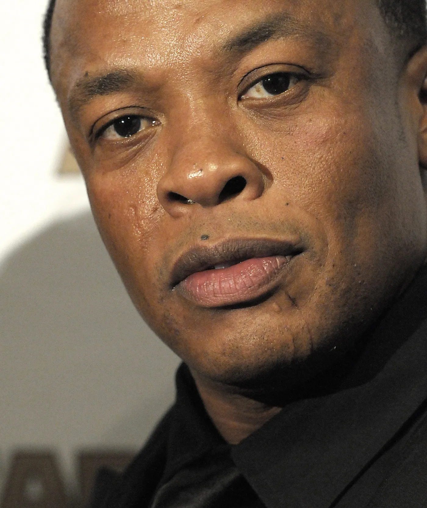 4341095-dr-dre.jpg