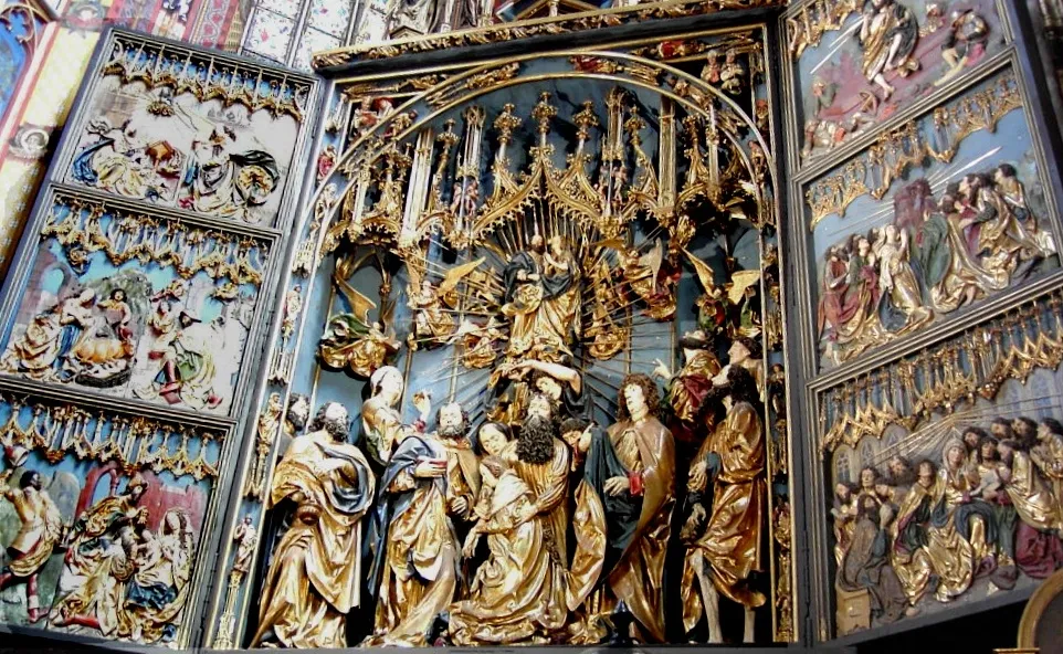 4810625-gothic-altar-veit-stoss-bordercropped.jpg