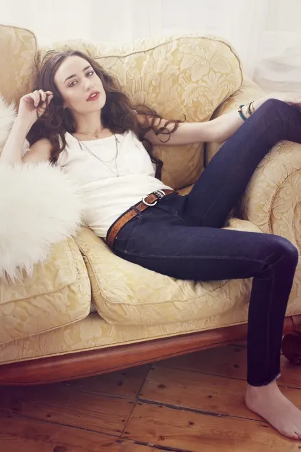 4673194-elizabeth-jagger-w-kampanii-reklamowej.jpg