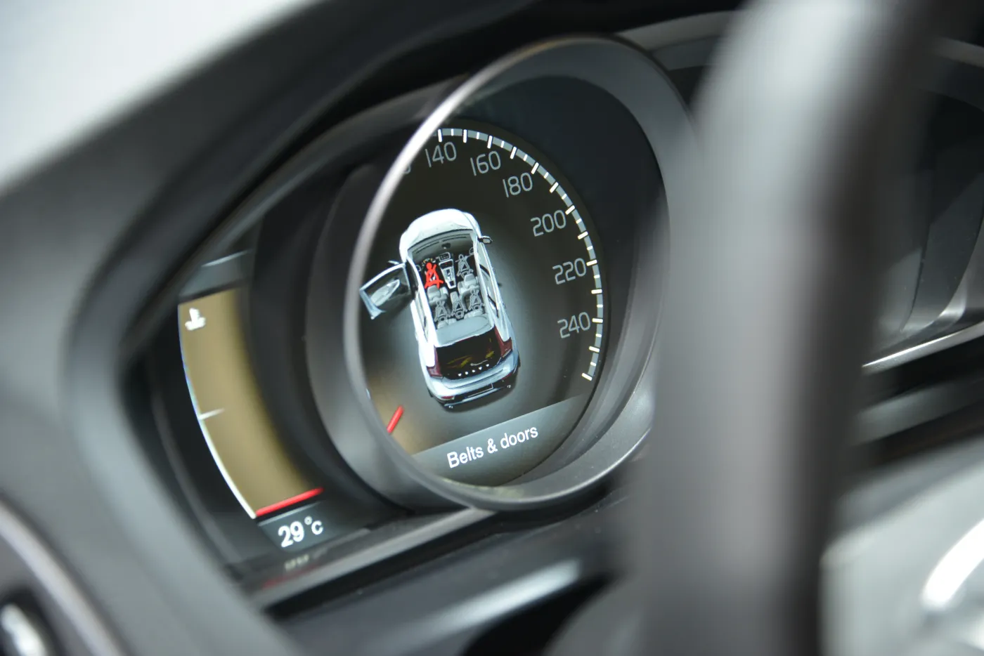 Nowe silniki specjalnie dla Polski. Jeszcze tańsze Volvo V40 i V40 Cross Country