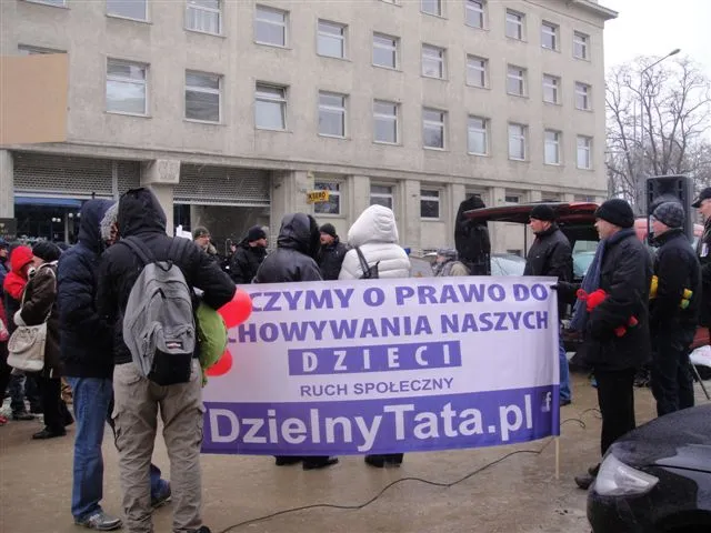 4777065-manifestacja-konfederacji-stowarzyszen.jpg
