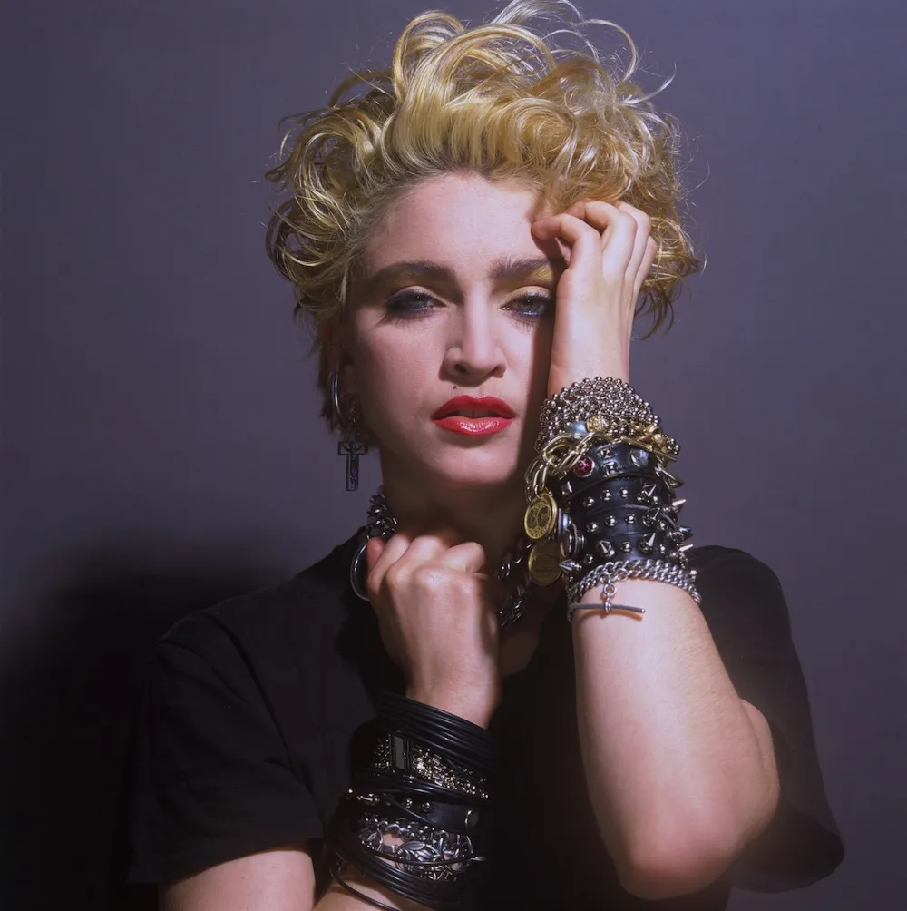 5305467-madonna.jpg