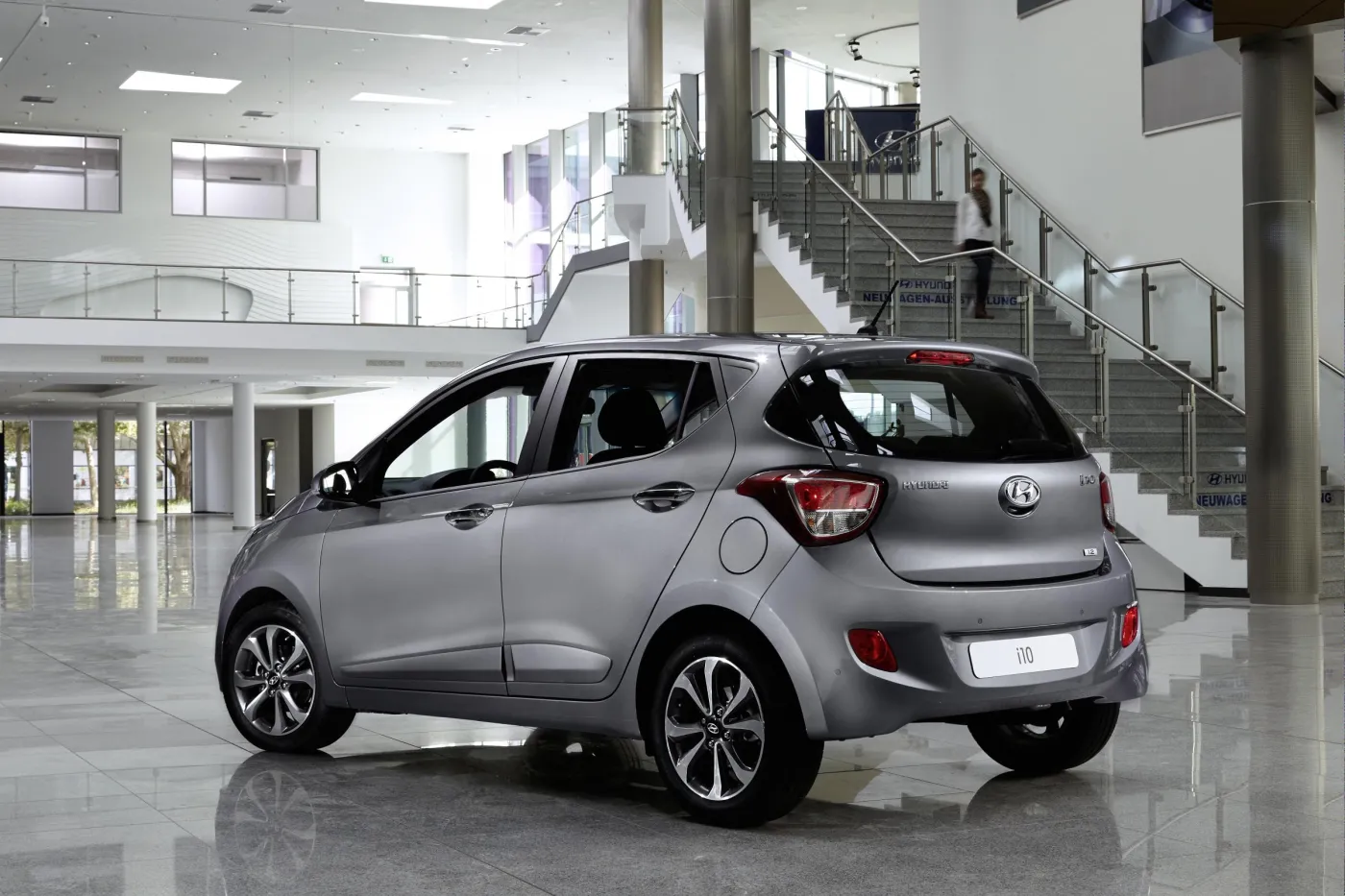 5416092-739224-new-generation-i10-exterior-10.jpg