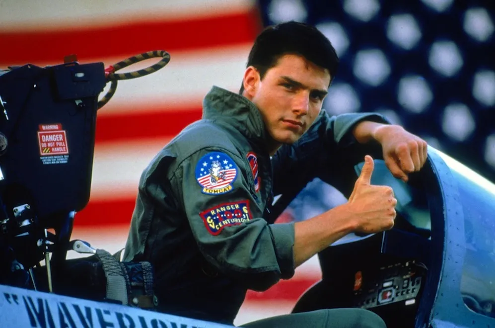 5426816-top-gun.jpg