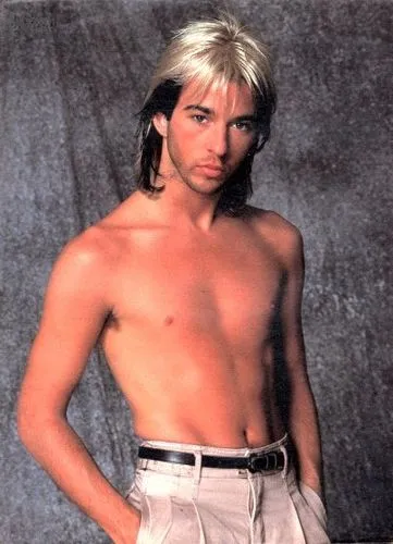 5546852-limahl.jpg